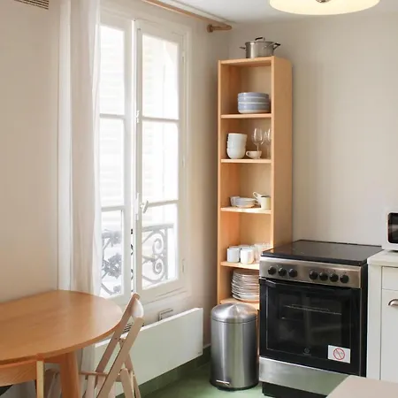 Calm Cocoon In The Heart Of The Marais