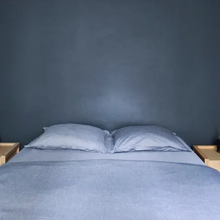 Calm Cocoon In The Heart Of The Marais *