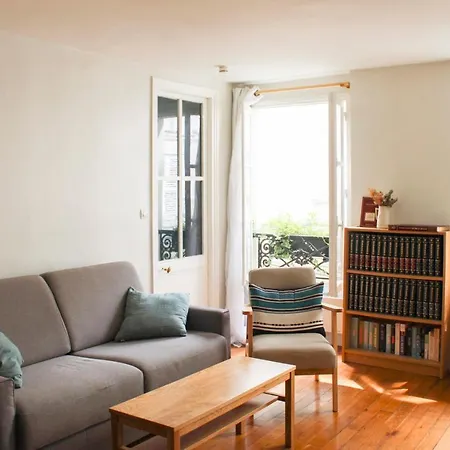 Calm Cocoon In The Heart Of The Marais *